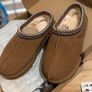 NEW UGG Women’s Tasman Slipper Chestnut